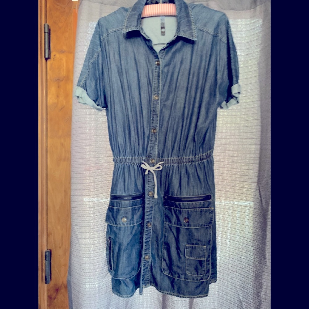 Design Lab Denim dress